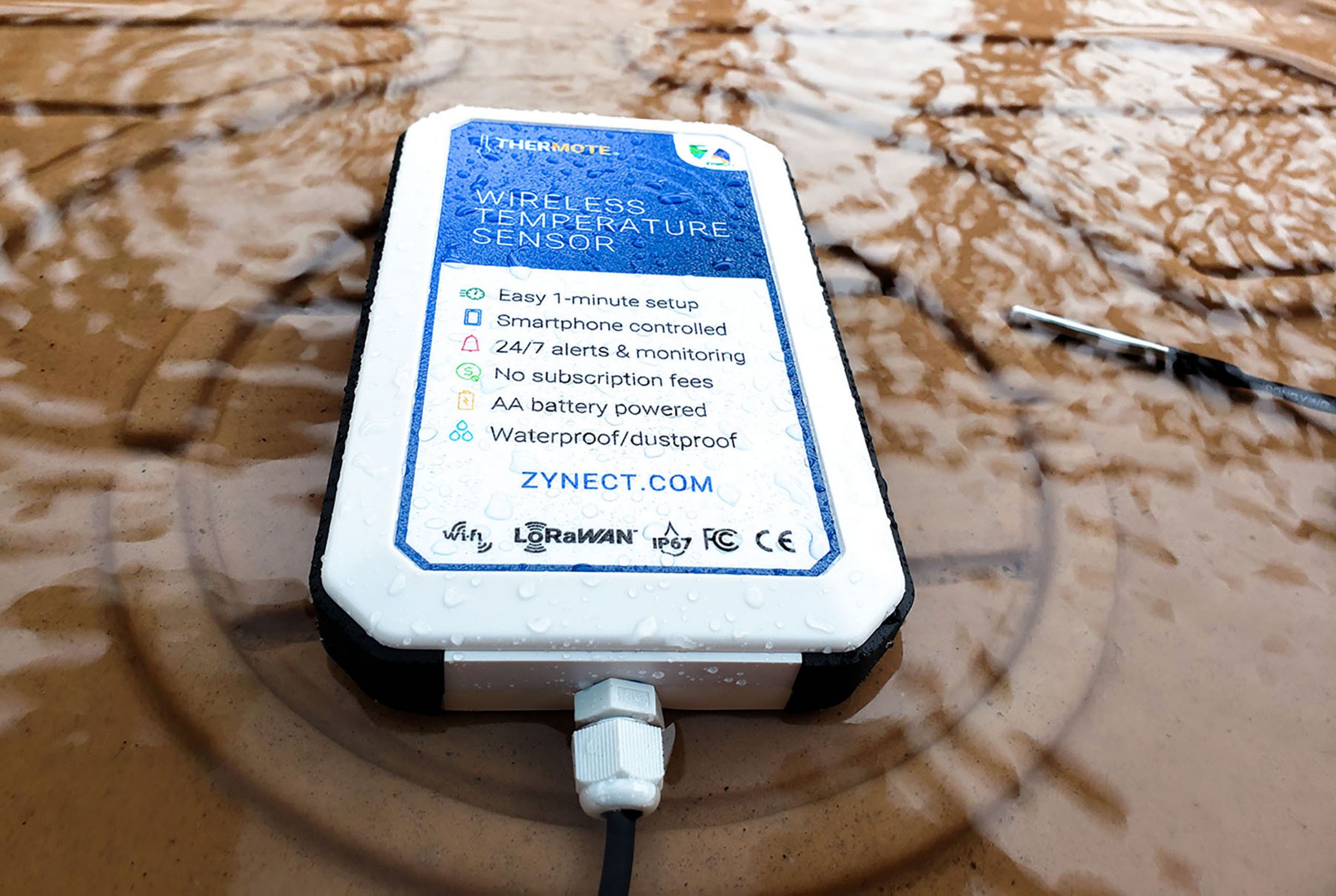 Thermote Wireless Temperature Sensor by Zynect